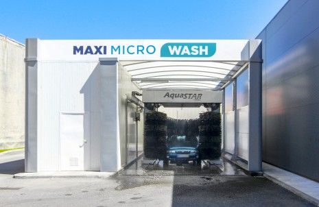 Sabes porque no deves lavar o carro em casa?