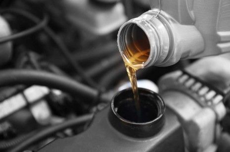 Sabes como e quando é que deves mudar o óleo do carro?