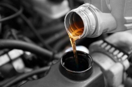 Sabes qual é o tipo de óleo mais indicado para o teu carro?