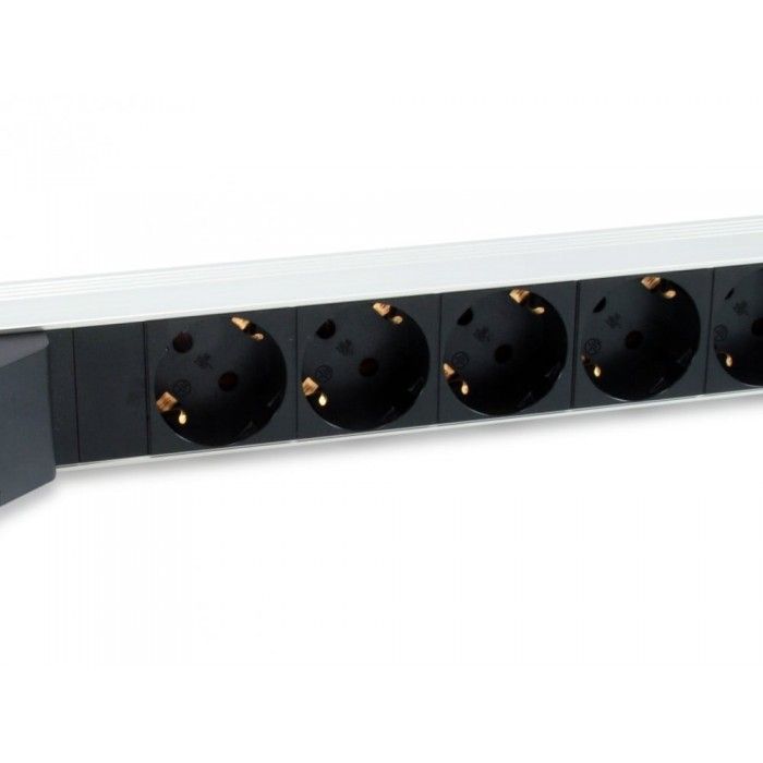 Rgua Tomadas 19P 6 x Schuko 16A c/Disjuntor Alu. 1.8Mt