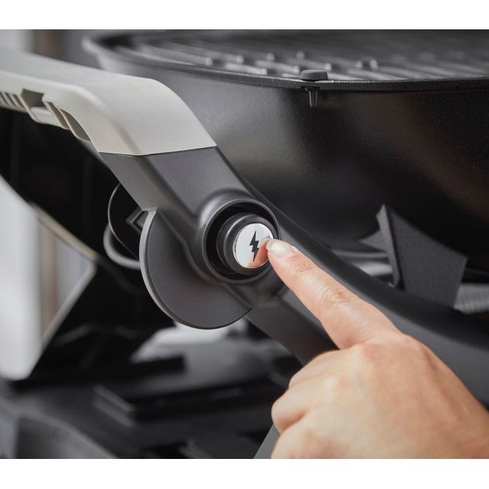 Barbecue Weber Q 2200N com suporte