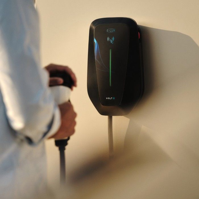 Carregador Wallbox E-Lux AC 22kW com Cabo 5 metros, RFID e APP Carregador Wallbox E-Lux AC 22kW com Cabo 5 metros, RFID e APP
