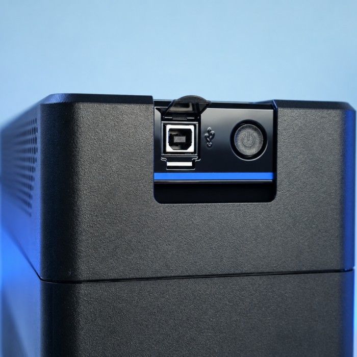 UPS Eaton 5E Gen2 1200VA 660W DIN Schuko com USB